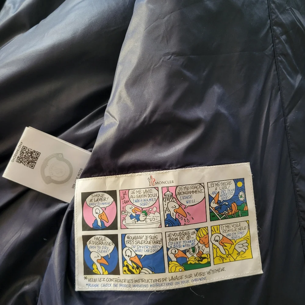 Womens MONCLER Down Coat Size 4 - Picture 6 of 12